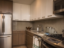 NexusProperties_220RowanBlvd_StagedPhotos-2.jpg