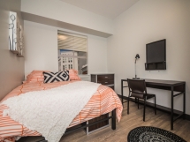 NexusProperties_220RowanBlvd_StagedPhotos-46.jpg